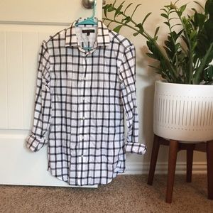 Banana republic black and white plaid shirt